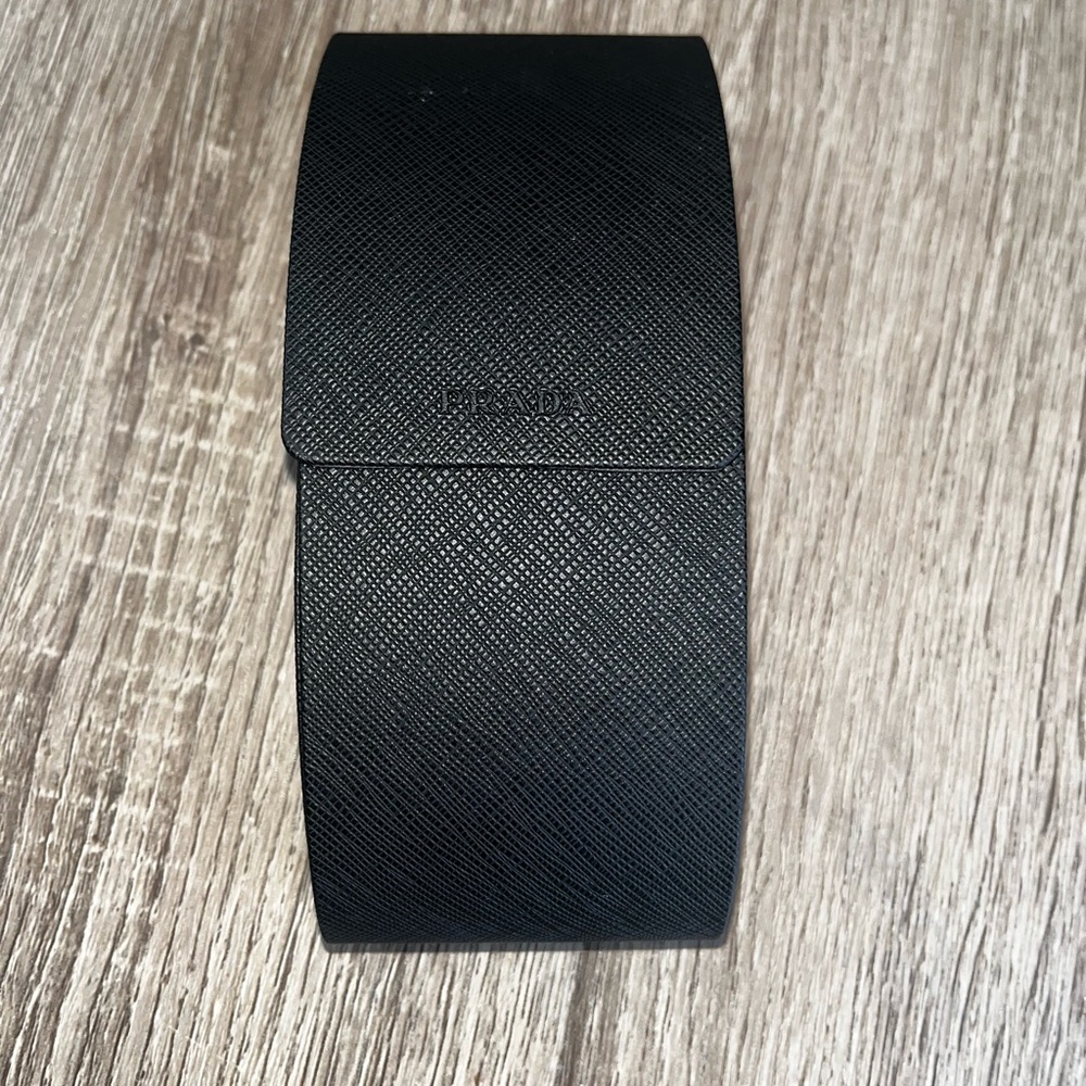 Prada Black Saffiano Leather Eyeglass / Sunglasses Case – Authentic